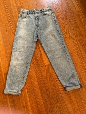 Ladies Zara Classic Light blueWashed Jeans